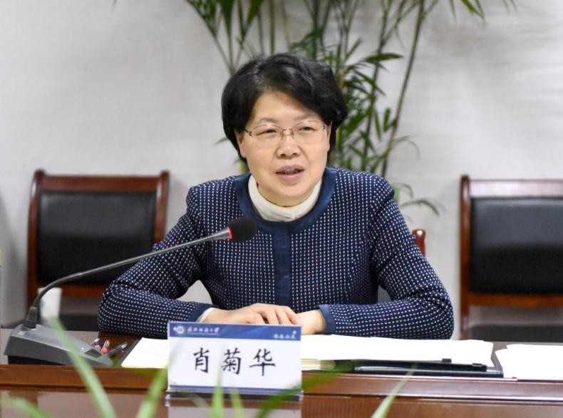 湖北省副省长到访武汉纺织大学,并为国家重点实验室揭牌