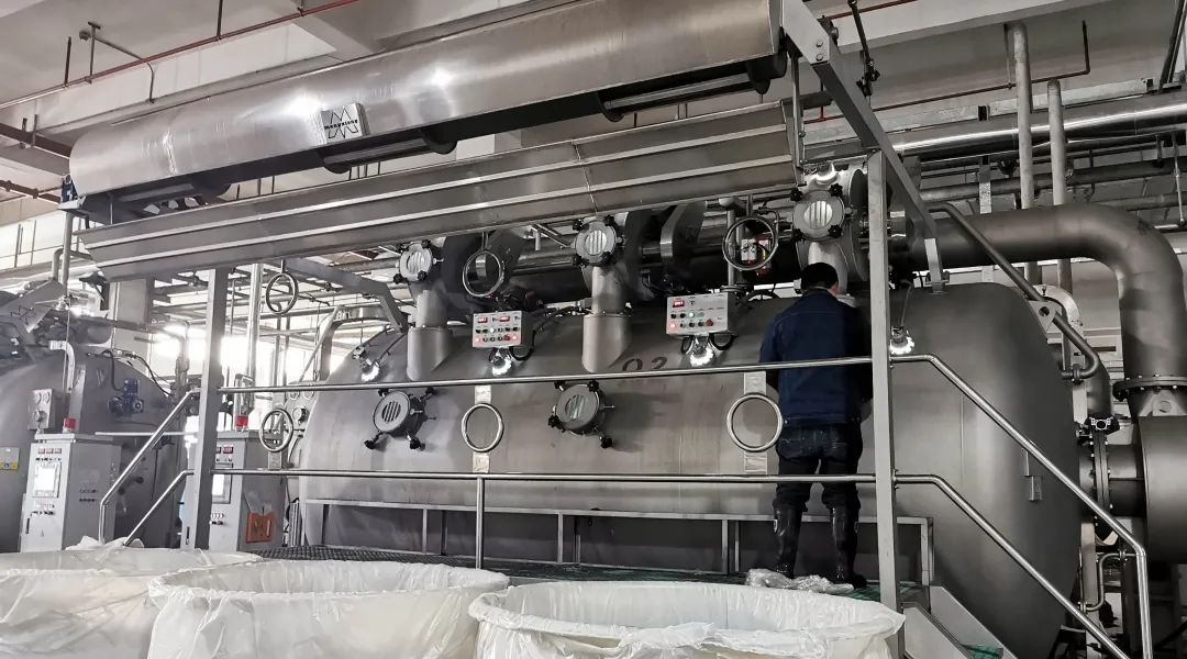 消费坍塌,原料暴跌,下游暂停采购!大跌之后大行情何时启动?