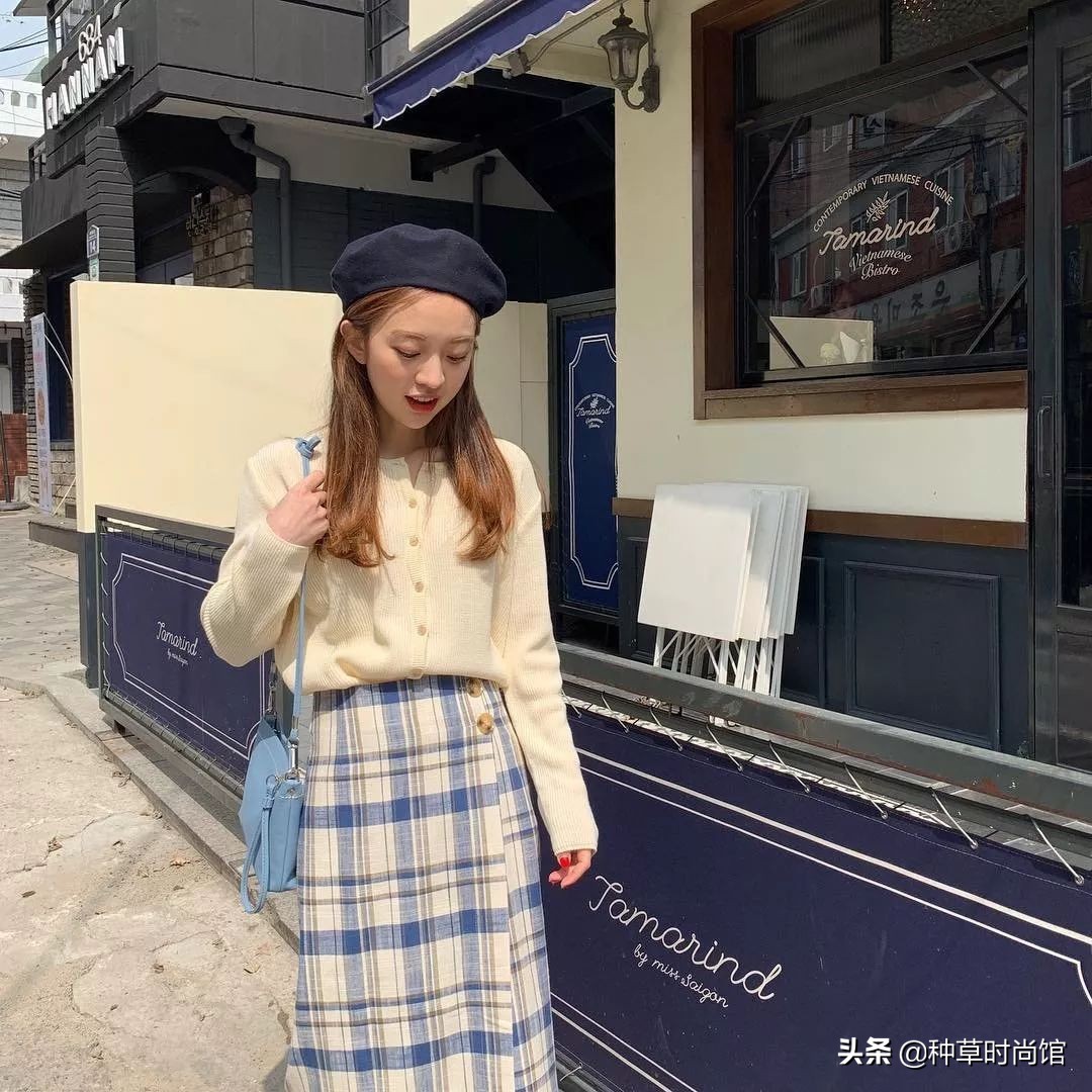 “奶奶风”针织衫正流行,怎么搭都好看