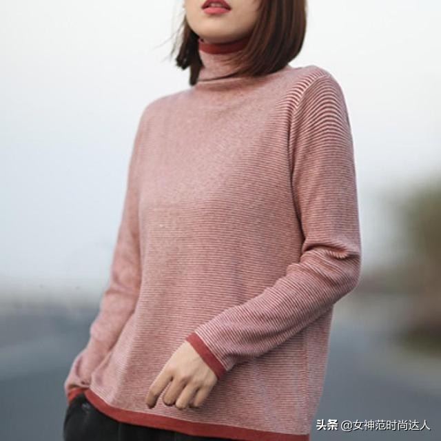 时尚的针织衫,洋气有女人味,优雅气质还显瘦,妥妥的显瘦藏肉哟