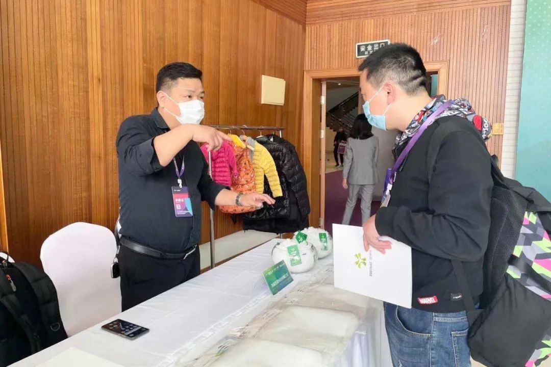 纺织头条 | 小辅料演绎大精彩!2021中国服装辅料大会·石狮论坛在石狮召开