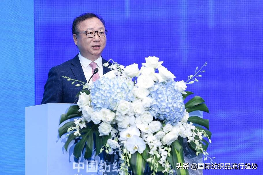 拥抱智尚新时代“2021中国纺织创新年会·设计峰会”深圳大浪举行