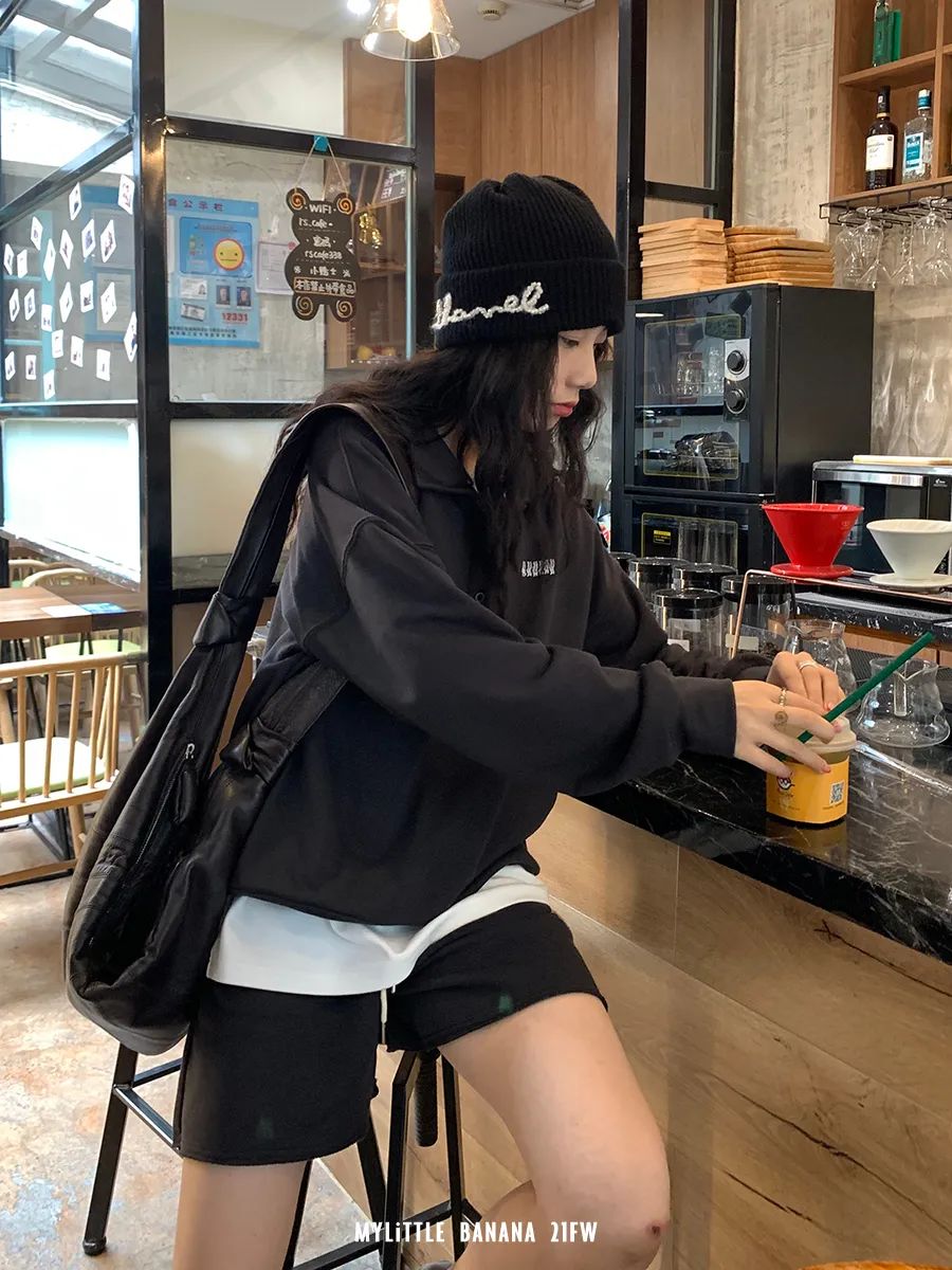 针织衫+短裙,衬衫+直筒裤,假期出游这么穿太美了