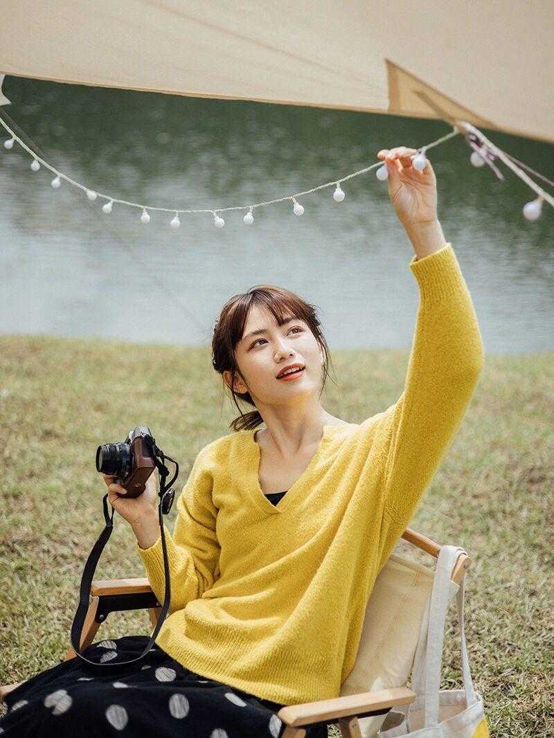 一到秋冬,又把毛衣带火了,这几个颜色更适合,普通女生的标配