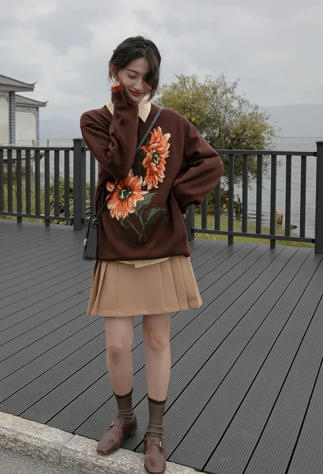 是时候穿毛衣了!秋冬季怎么穿,才能好看又显高?